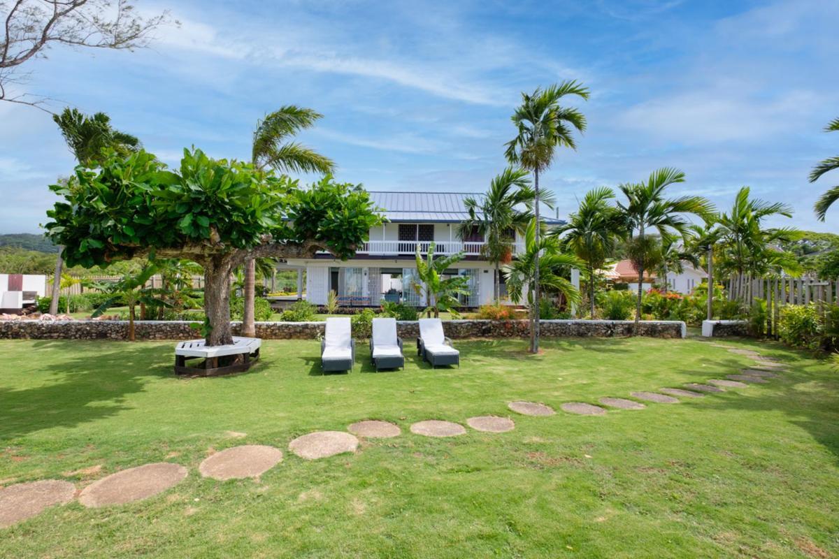 Villa Turrasann Runaway Bay Exterior photo