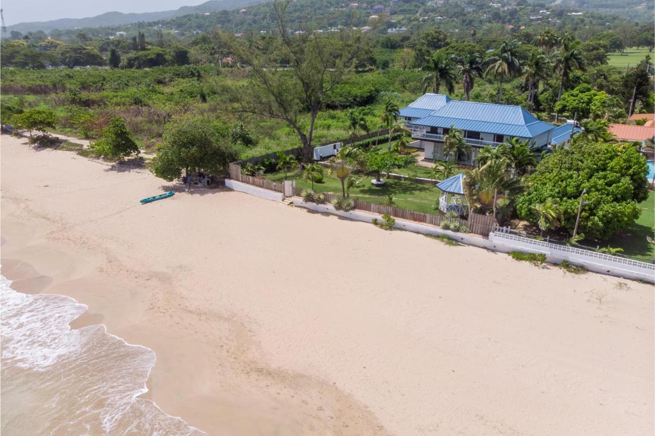 Villa Turrasann Runaway Bay Exterior photo